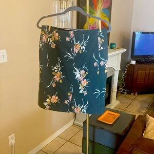 Like New! Lysse pencil skirt from Stitch Fix, floral and sage, XL